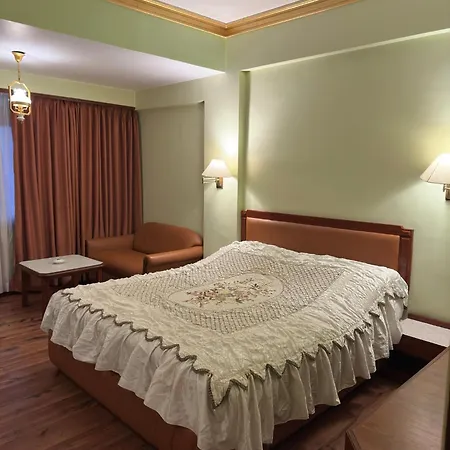 Hotel Nahar Nilgiris Ooty Exterior photo